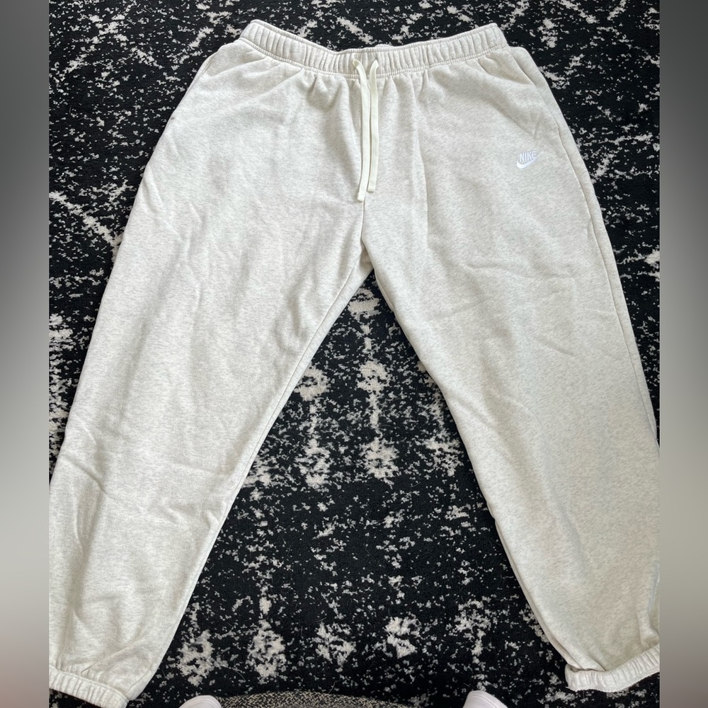 Nike Sweatpants